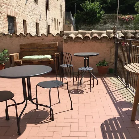 Couette-café Palazzo Bruschi Pergola