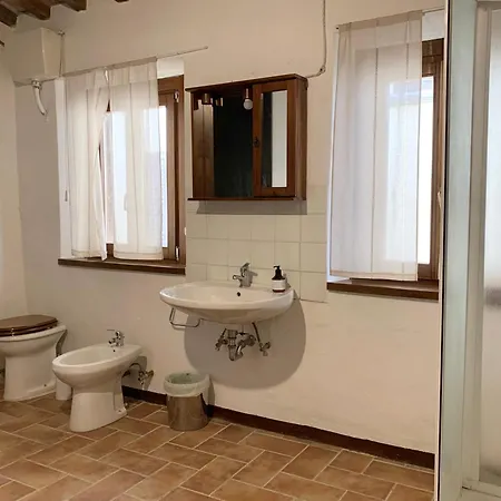 Palazzo Bruschi * بيرغولا