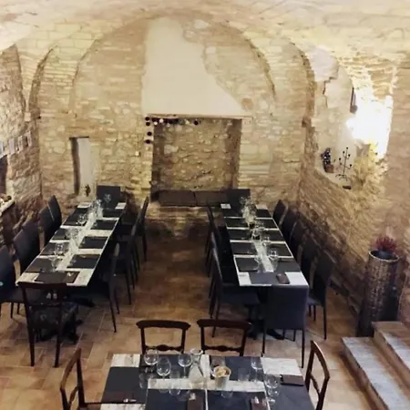 Palazzo Bruschi Bed & Breakfast