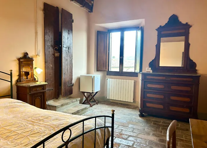 Palazzo Bruschi * Pergola